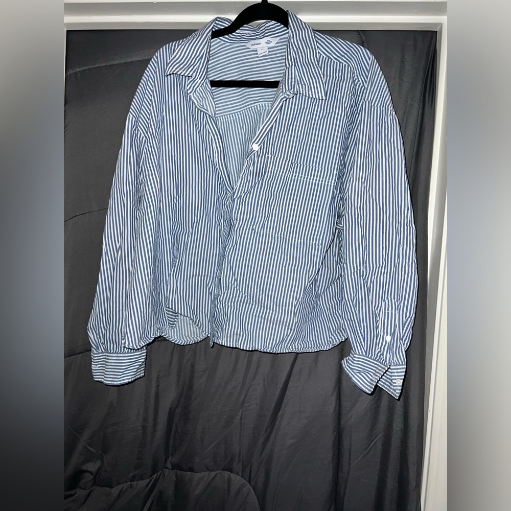Old Navy Navy Striped Button Down “The Cropped Shirt”